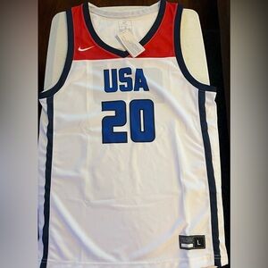 Men’s Nike USA Basketball Jersey